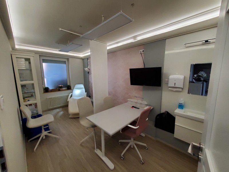 Dr Albert Urszan esthetic clinic in Budapest3