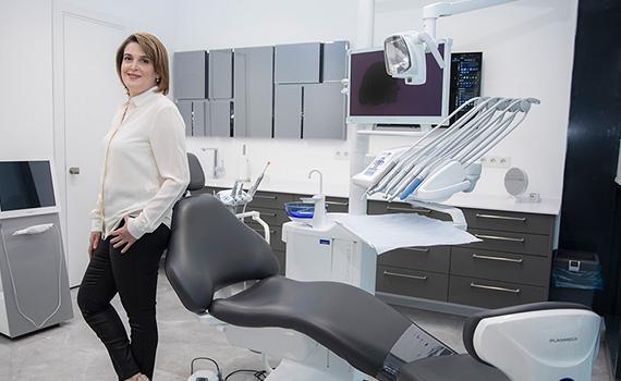 ebru ersan dentist in istanbul4