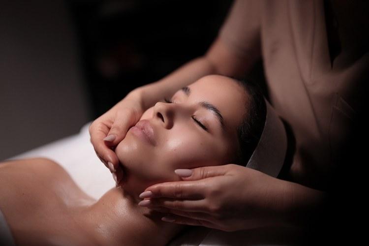 health and beauty — clinic photo 2