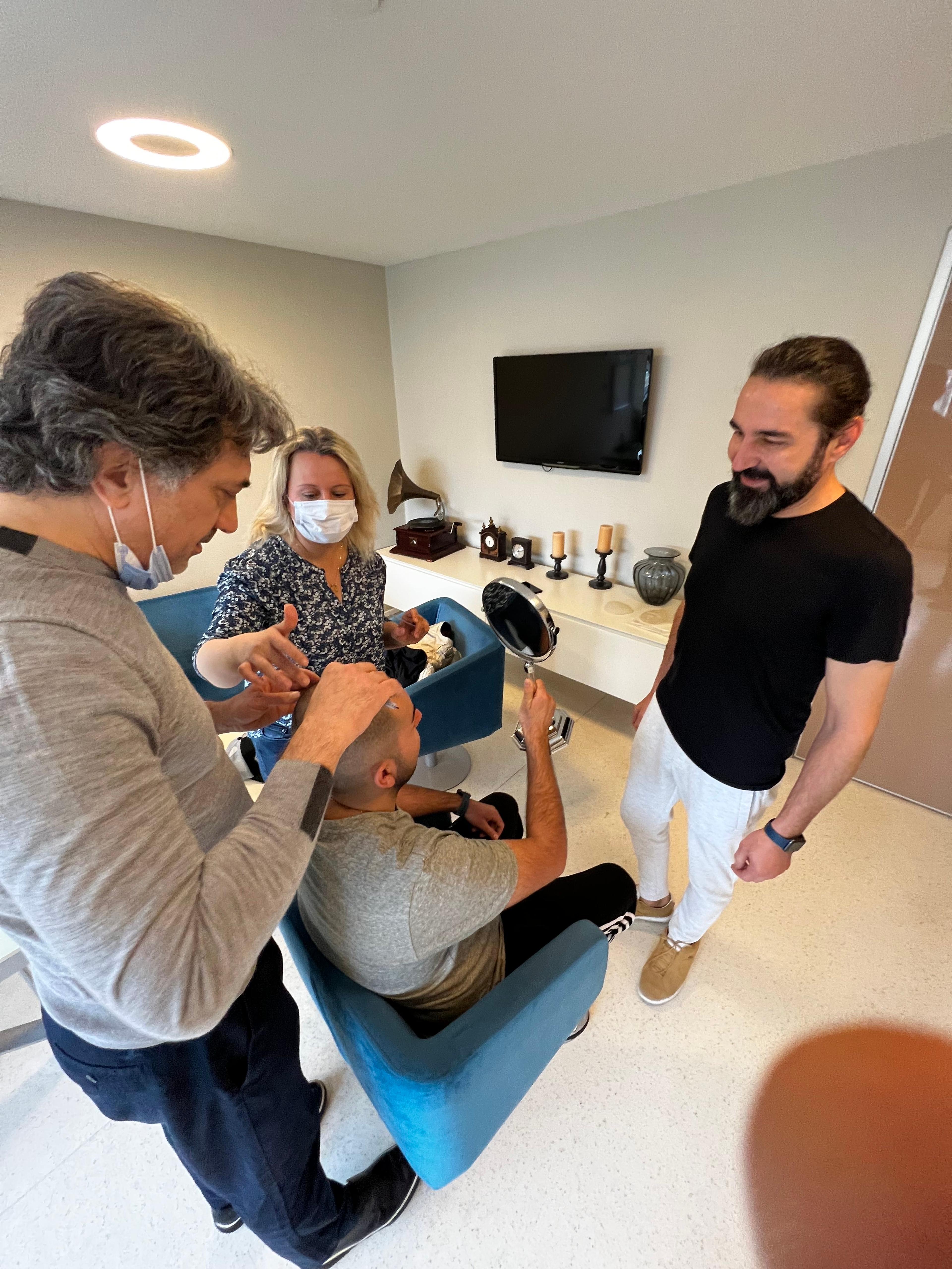 Dr Ergin Er Consultation