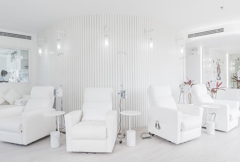 Demarest Clinic in Phuket7