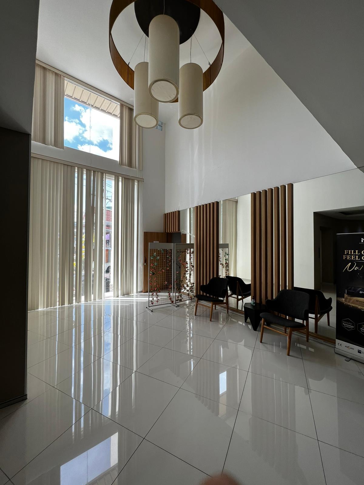 Naravee Clinic Bangkok cosmetic surgery