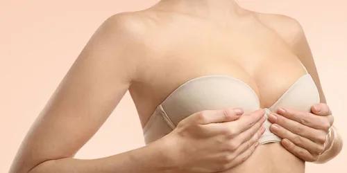Lifting de mamas con implantes