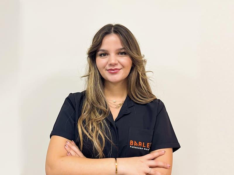 Retrato de Dr Oksana Dosku