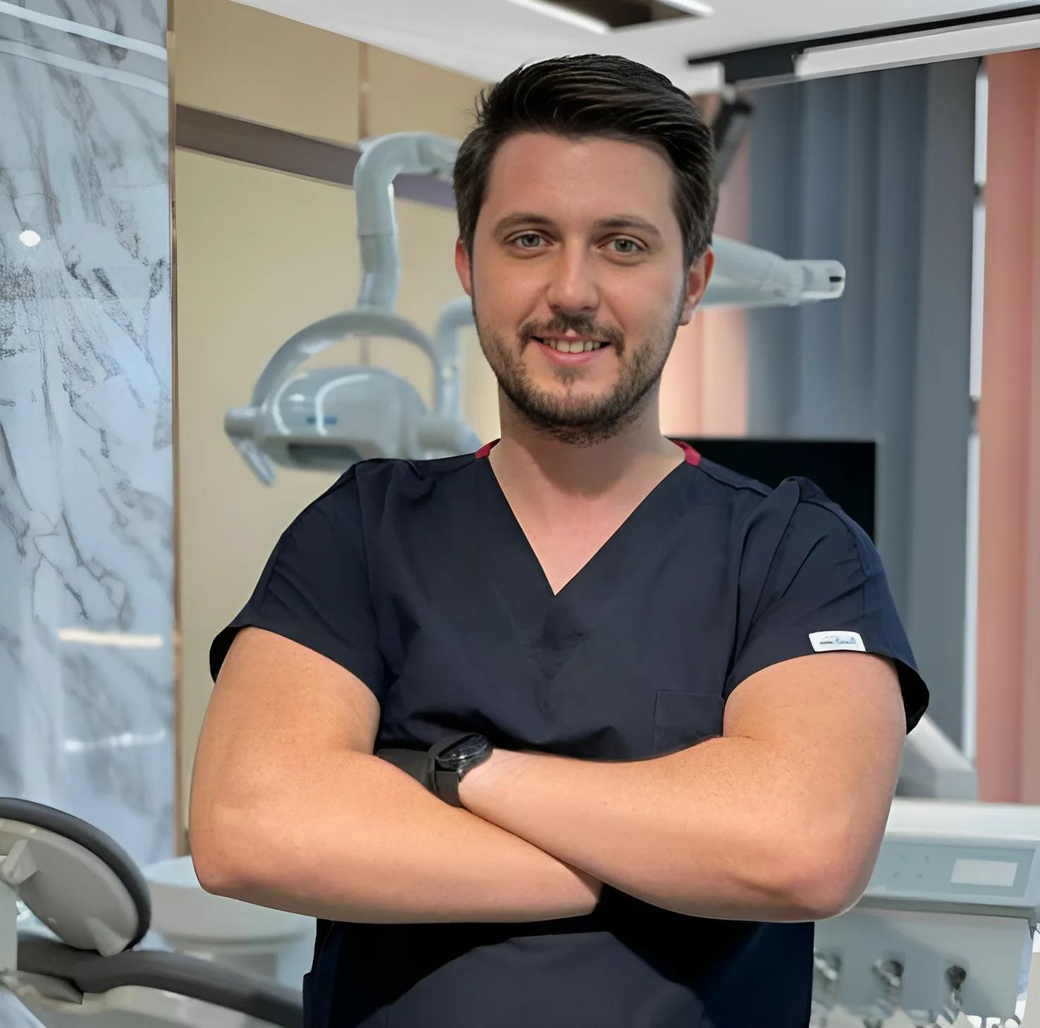 Portrait de DR. IMAD ALBOSHI, DDS